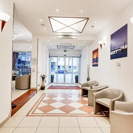 Maria Hotel 3*