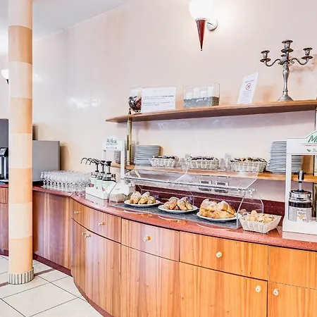 Hotel Maria 3*