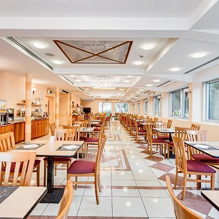 Maria Otel Cesenatico